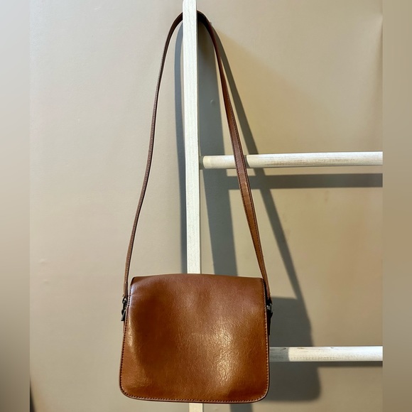 Matt & Nat cross body purse - Picture 2 of 4